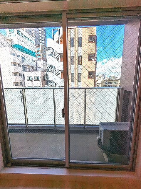 クレヴィアリグゼ日暮里根岸の設備|遮音性・遮熱性・防犯性高いペアサッシ