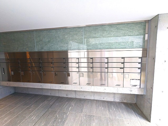 クレヴィアリグゼ日暮里根岸の設備|宅配ＢＯＸです
