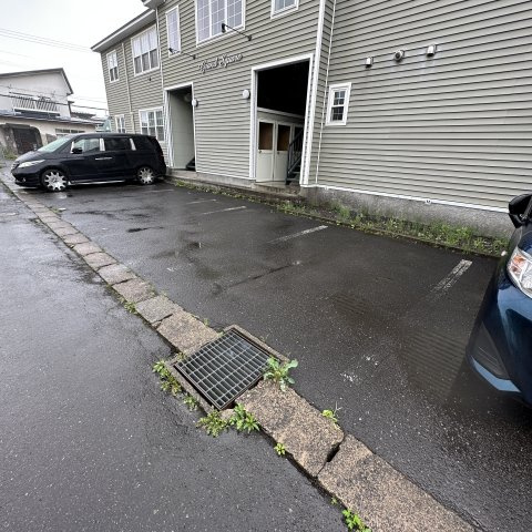 Ｇｒａｎｄ　Ｓｑｕａｒｅの駐車場