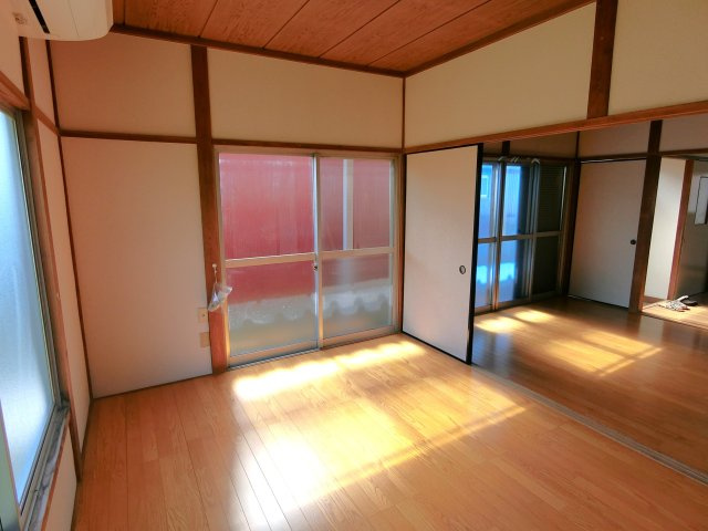 酒造（ミキ）貸家7号棟の洋室