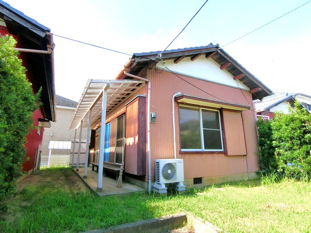 酒造（ミキ）貸家7号棟の外観