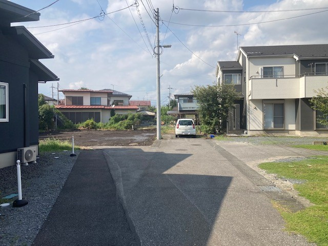 【前面道路含む現地写真】の画像