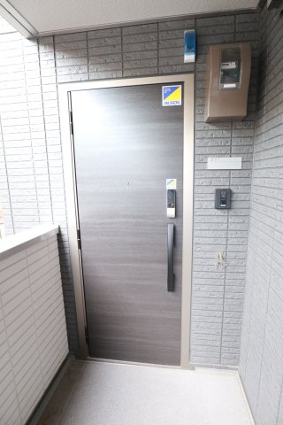 エクセルメゾンの玄関
