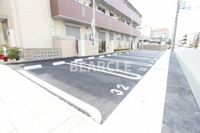 【駐車場】 | カーサルミノサウーノ | カースペースがあります