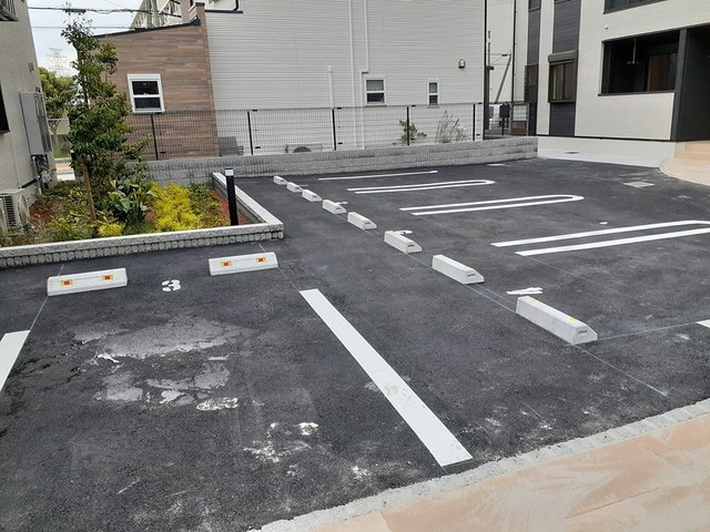 レイアフォレストⅠの駐車場