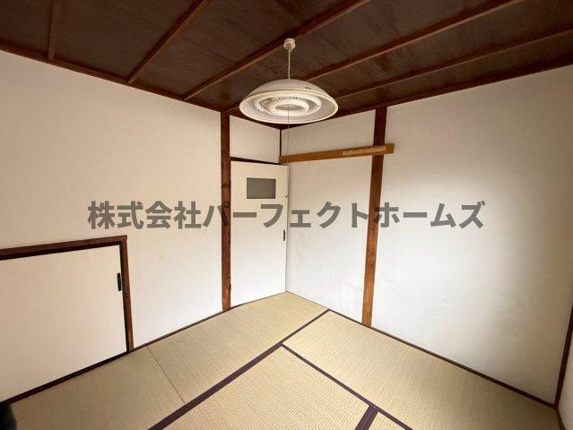 小倉町テラスハウスの和室|来客時にも便利な和室付き