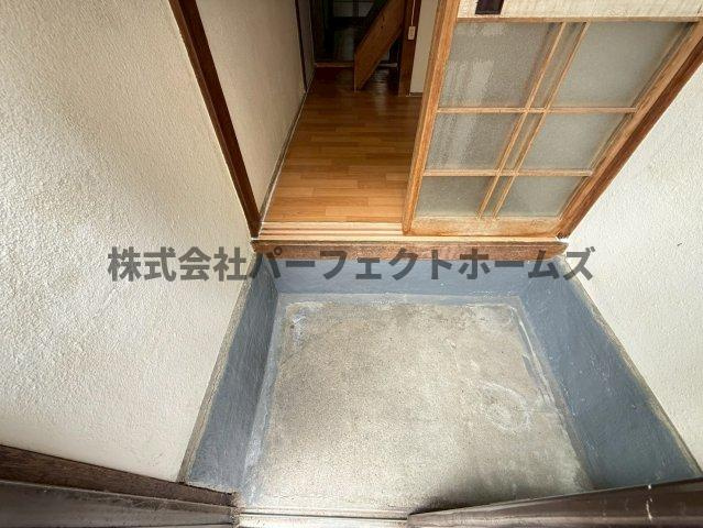 小倉町テラスハウスの玄関|毎日通る玄関はこちらです
