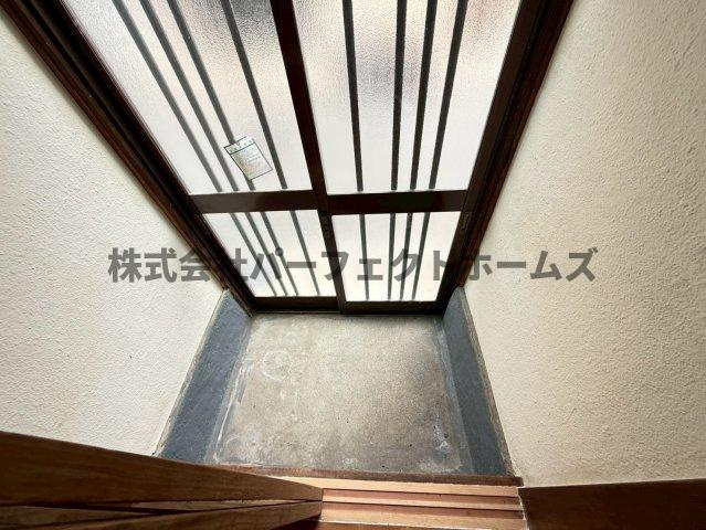 小倉町テラスハウスの玄関|ゆったりとした玄関です