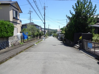 【前面道路含む現地写真】
