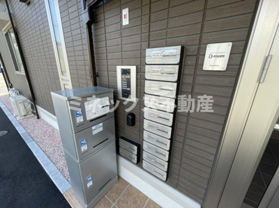 【その他】 | D-Resena江平中町