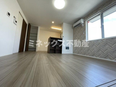 【居間・リビング】 | D-Resena江平中町 | 同タイプのお部屋の写真。現況を優先します。