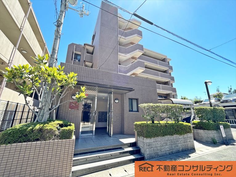 コスモ住吉川西の外観