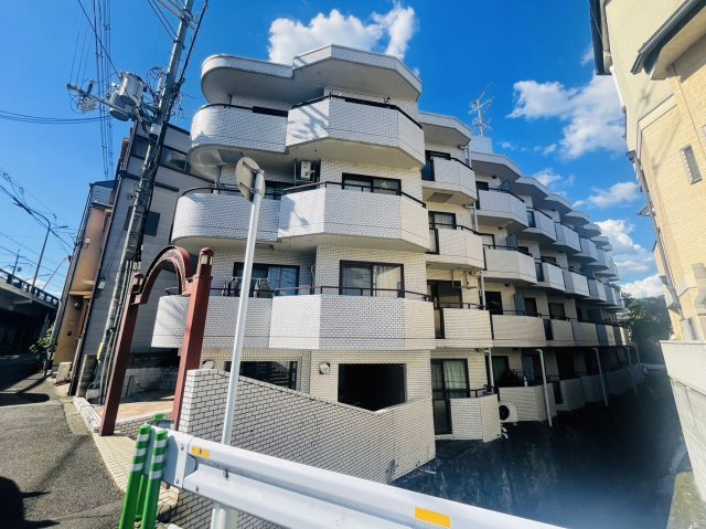 ライオンズマンション京都御室南の外観