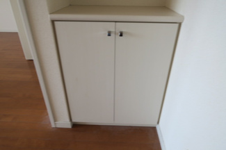 【収納】 | プレールドゥーク上野NORTH | リビング収納
「プレール・ドゥーク上野NORTH」のことなら(株)メイワ・エステートへ