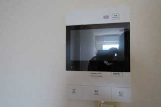 【セキュリティ】 | プレールドゥーク上野NORTH | TVインターホン
「プレール・ドゥーク上野NORTH」のことなら(株)メイワ・エステートへ