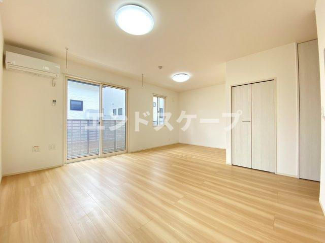 ルッソの居間・リビング|高崎、前橋エリアのお部屋探しはエンドスケープまで！お客様の理想お聞かせ下さい♪