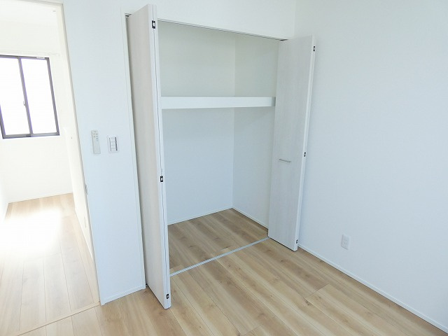 グランソフィア旭が丘の収納