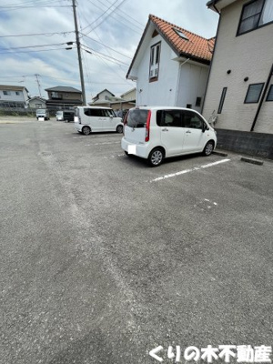 【駐車場】 | パストラルコート | 駐車場があります