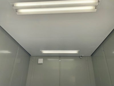  | 松飛台駅前駐車場付き倉庫