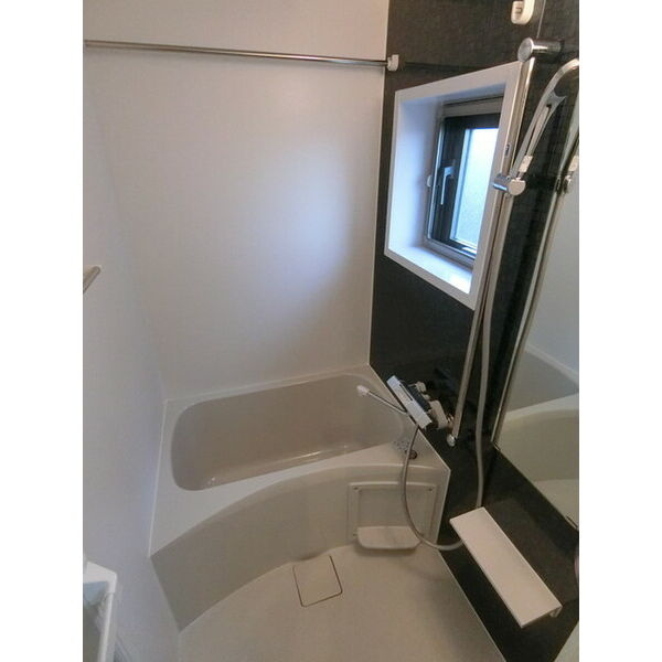 ビーフォレスト明石の浴室