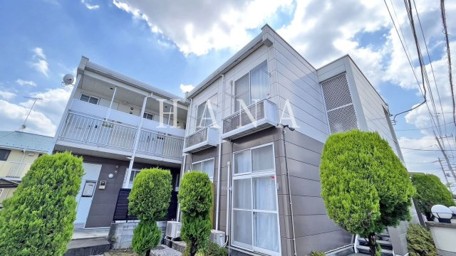レオパレスバイオレットの外観