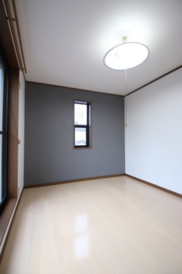 【洋室】 | 堺市東区丈六貸家