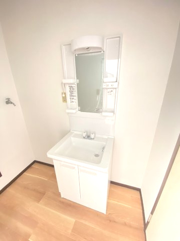 【独立洗面台】