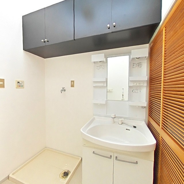 コーポラス岐阜西　Ｆ８の洗面所