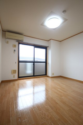 【居間・リビング】 | ローレルハイツ