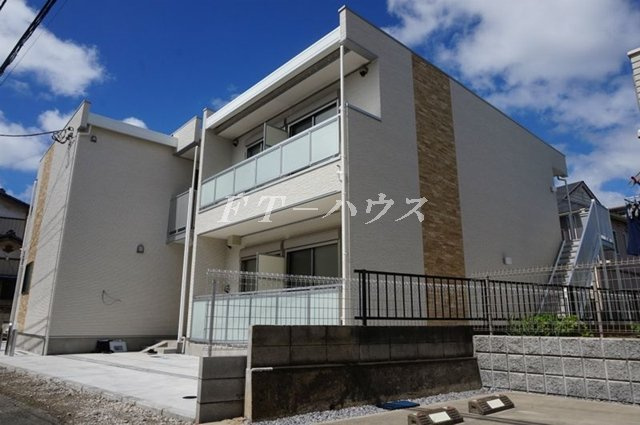 千葉市花見川区検見川町２丁目のアパートの外観