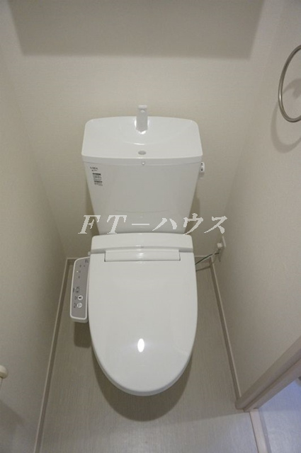 千葉市花見川区検見川町２丁目のアパートのトイレ