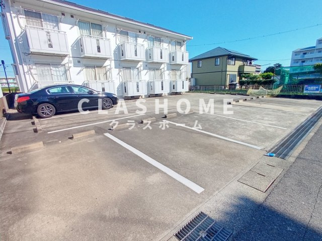 ホワイトハイツ　　　刈谷市の賃貸ならクラスホーム刈谷店の駐車場