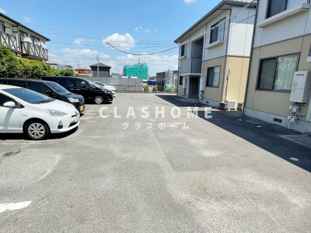 クレイドル上野D　　　刈谷市の賃貸ならクラスホーム刈谷店の駐車場