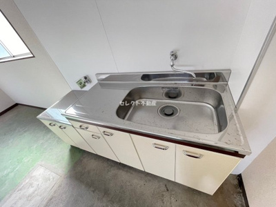 【キッチン】 | 郷開倉庫 | 鏡町鏡(有佐駅) の貸倉庫