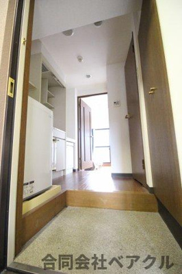 【玄関】 | ベラジオ二条城前 | 明るい玄関です