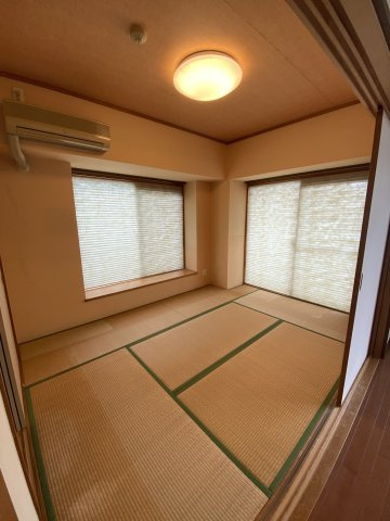 フェスティオ堂の前の和室