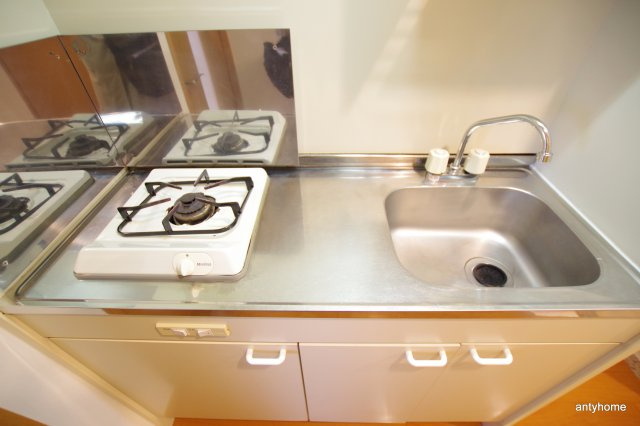 SWISS京橋　仲介手数料無料のキッチン