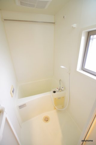 SWISS京橋　仲介手数料無料の浴室