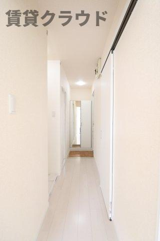 ファーストヴューラ十番館の玄関|落ち着いた玄関です