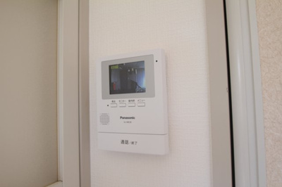 【セキュリティ】 | ラフォーレ・ポワールB | 来訪者はモニターでチェック！