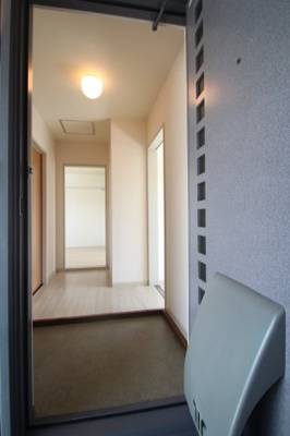 【玄関】 | ラフォーレ・ポワールB