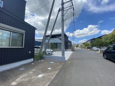 【前面道路含む現地写真】 | 成約（弊社売却専任）売却期間１１カ月 | 前面道路。