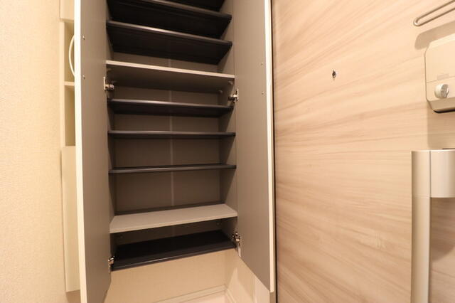 サイドコートの収納