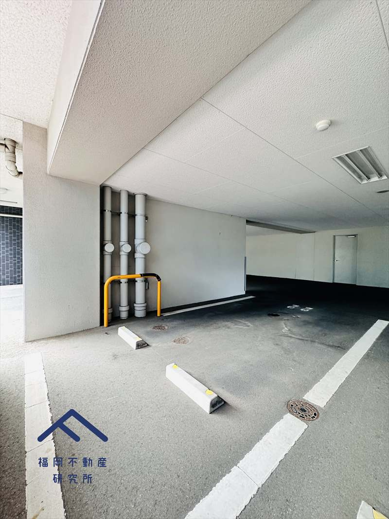 エイリックスタイル井尻Ⅱクロッシィの駐車場