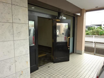 【エントランス】 | エクセル東山