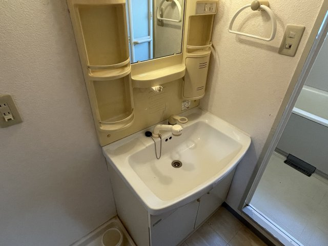 【洗面所】 | リーデルフェリア住之江