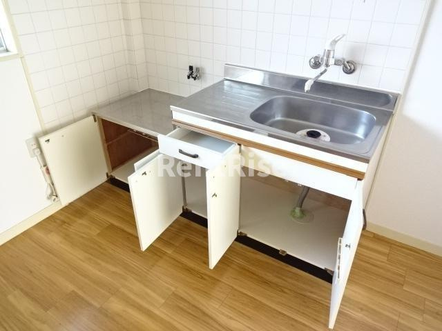 メゾン平成のキッチン|キッチン収納(イメージ)