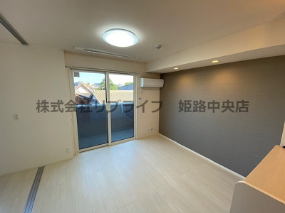 【居間・リビング】 | St.Island Ⅱ | ※反転写真