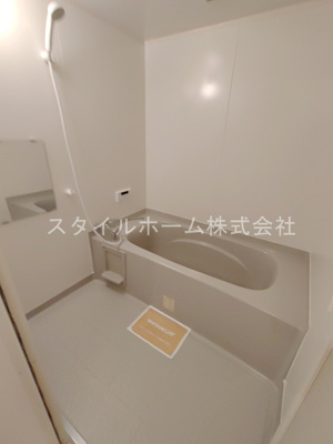 【浴室】 | プレミール上野　A棟