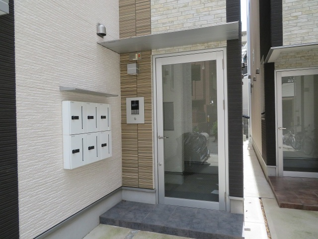 Franc（フラン）のエントランス